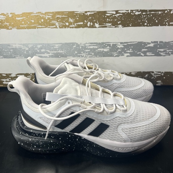 Adidas Alphabounce main image 5